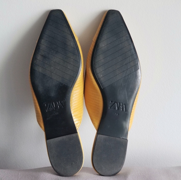 Zara Flat Slippers - Picture 2 of 6